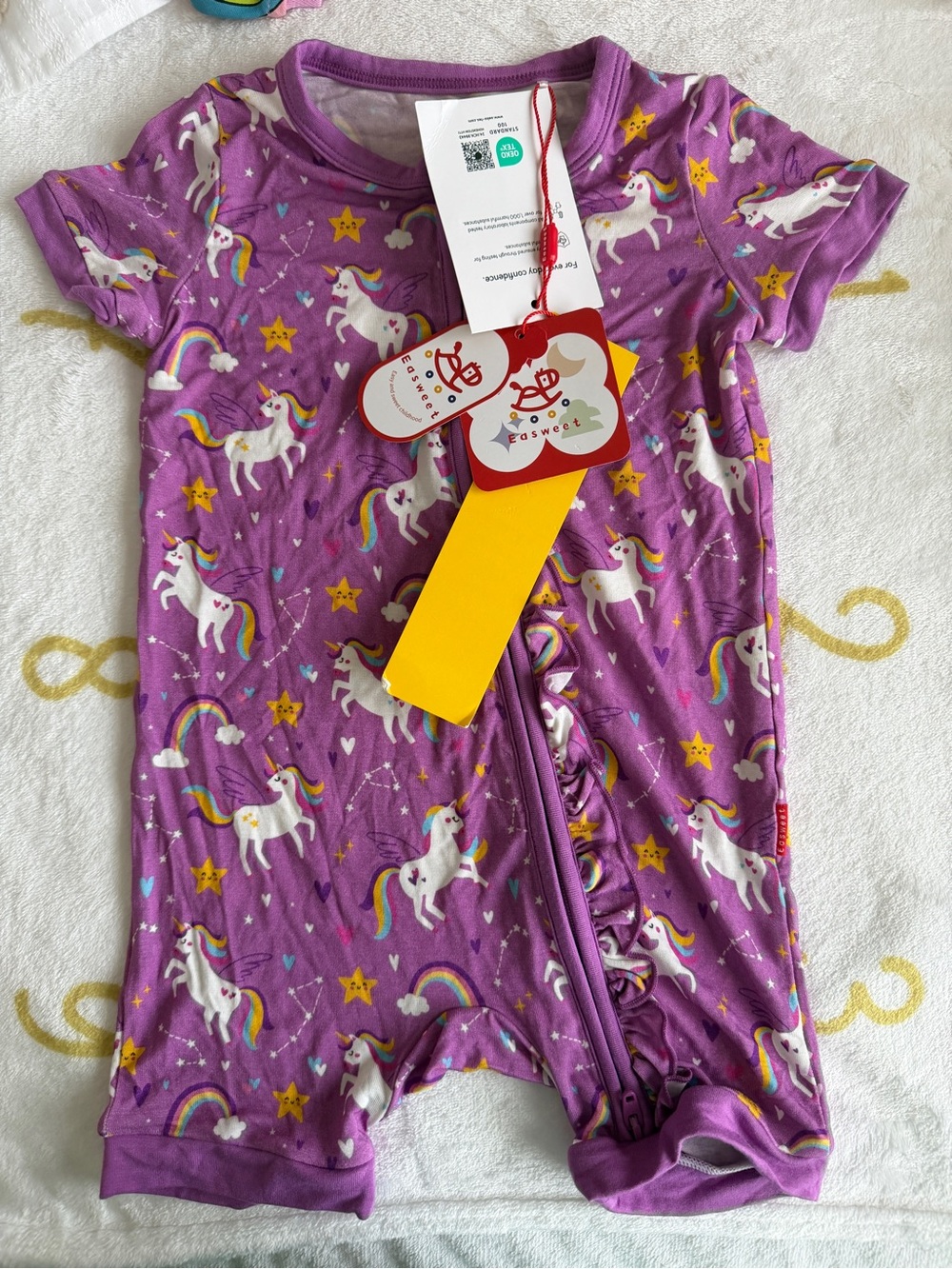 NWT Easweet Bamboo short zippy 18-24M